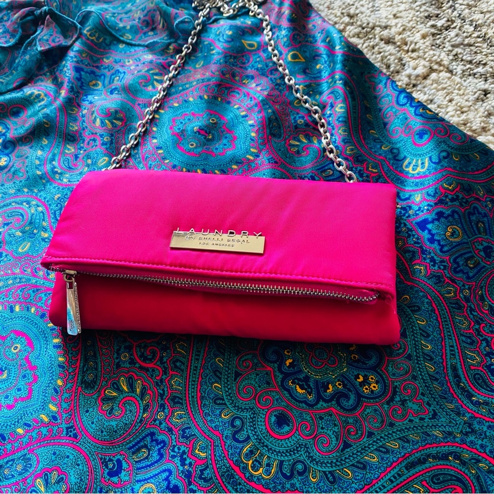 Laundry By Shelli Segal Pink Wristlet with Silver Chain